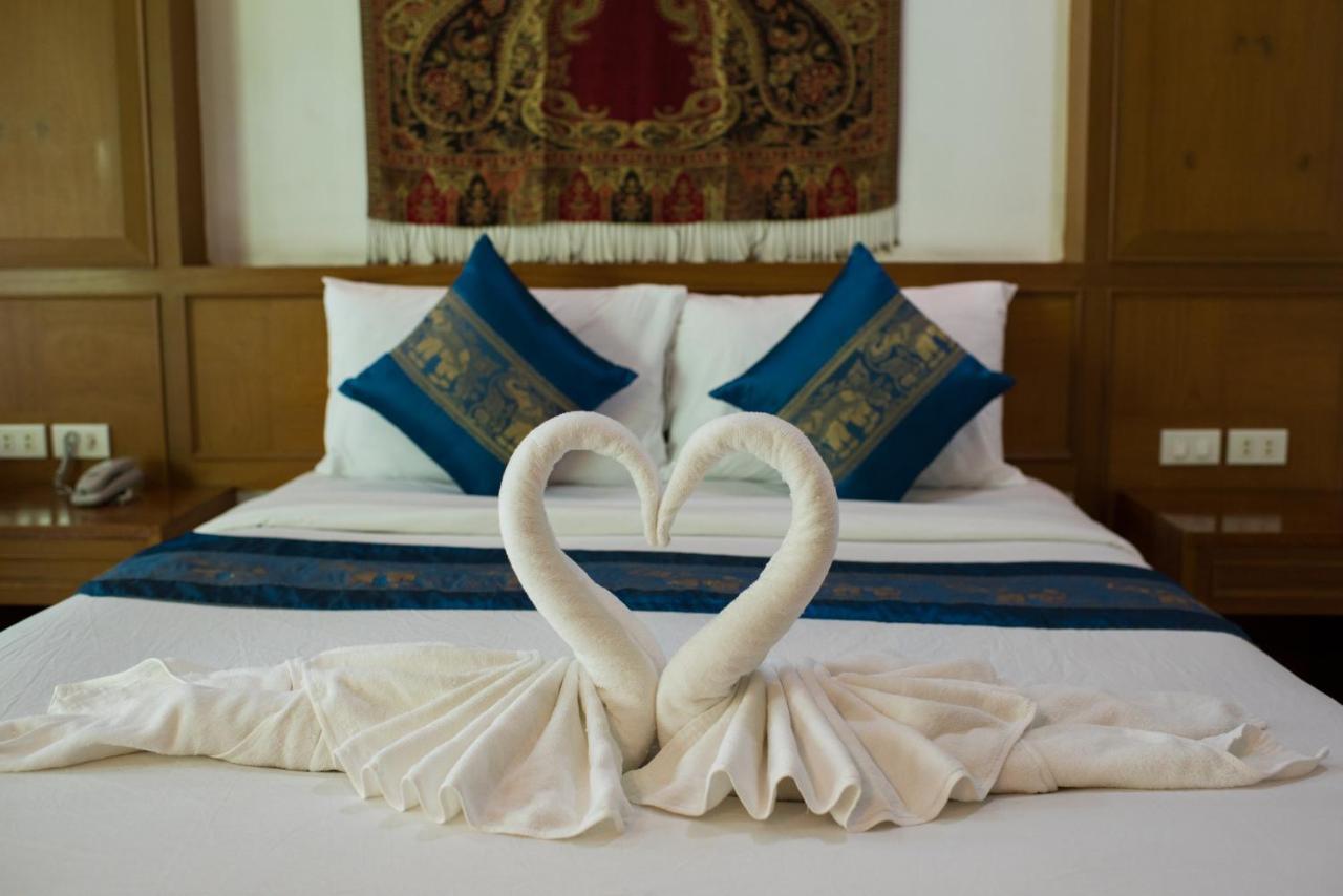 Magnific Patong Hotell Eksteriør bilde
